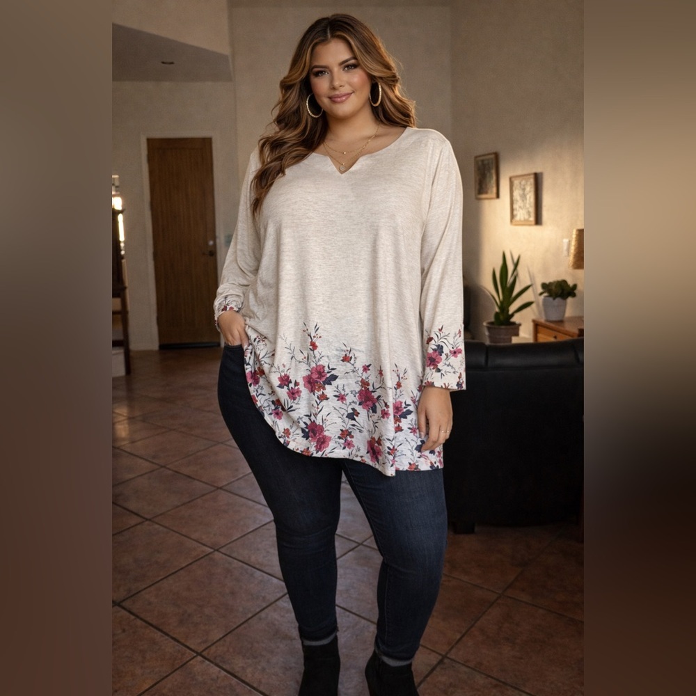 Croft & Barrow Beige Floral Long Sleeve Top
